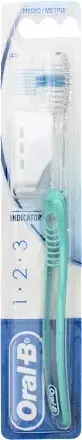 Oral-B Indicator Spazzolino Manuale Setole Medie 35 mm 2 Pezzi