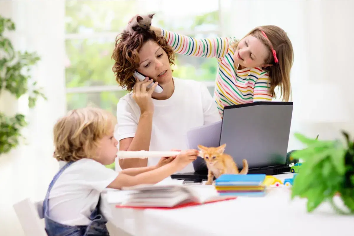 Stanco e stressato? Ecco gli integratori per il lavoro da casa